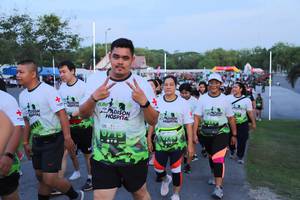 BIB: 
                            <button type="button" onclick="openModal(3630939)" class="btn btn-primary btn-sm float-right btn-popup" data-toggle="modal" data-target=".modal-high-quality">
                        <i class="fas fa-shopping-cart"></i> Add to Cart
                    </button>
                                            <button type="button" onclick="isThisMe(3630939, true)" class="btn btn-success btn-sm float-right btn-popup btn-isme hidden" data-toggle="tooltip" data-placement="bottom" title="นี่คือรูปของคุณใช่ไหม คลิกที่นี่เพื่อเอาเข้าอัลบั้ม">
                        <i class="fas fa-plus"></i> Add to album
                    </button>
                    <button type="button" onclick="isThisMe(3630939, false)" class="btn btn-warning btn-sm float-right btn-popup btn-isnotme hidden">
                        <i class="fas fa-ban"></i> Remove from album
                    </button>